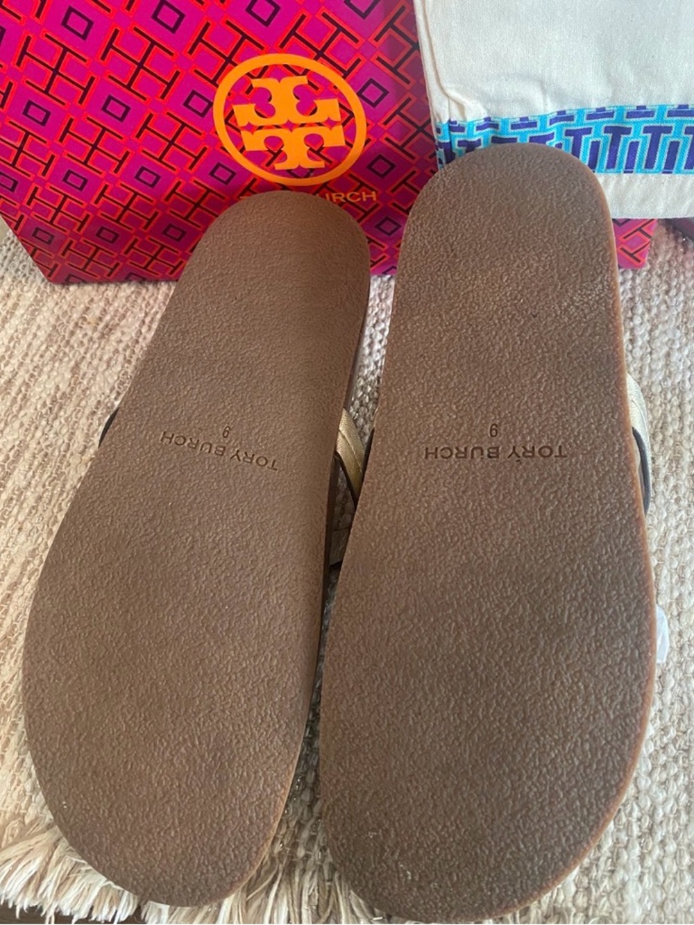 Tory Burch Metallic Gold Logo Thong Sandals with Brown Footbed - Picture 3 of 3